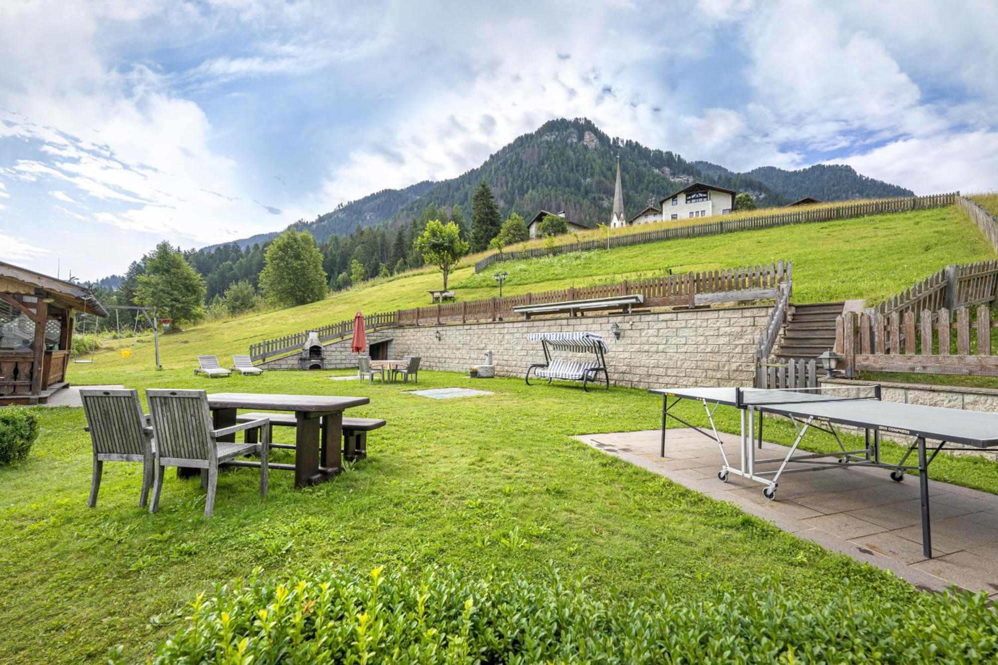 Apartments Mirandula Ortisei Exterior foto
